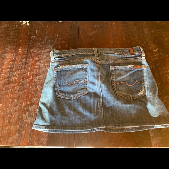 Seven for All Mankind denim mini, as 26 - Picture 2 of 3